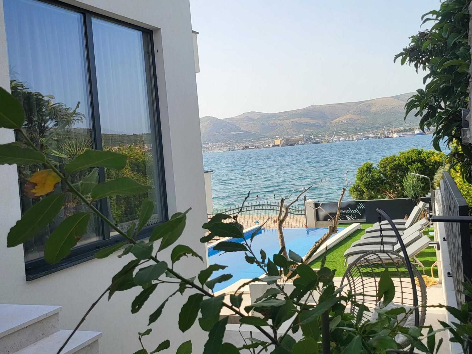 Villa Palace Al Nera โตรกีร์ ภายนอก รูปภาพ