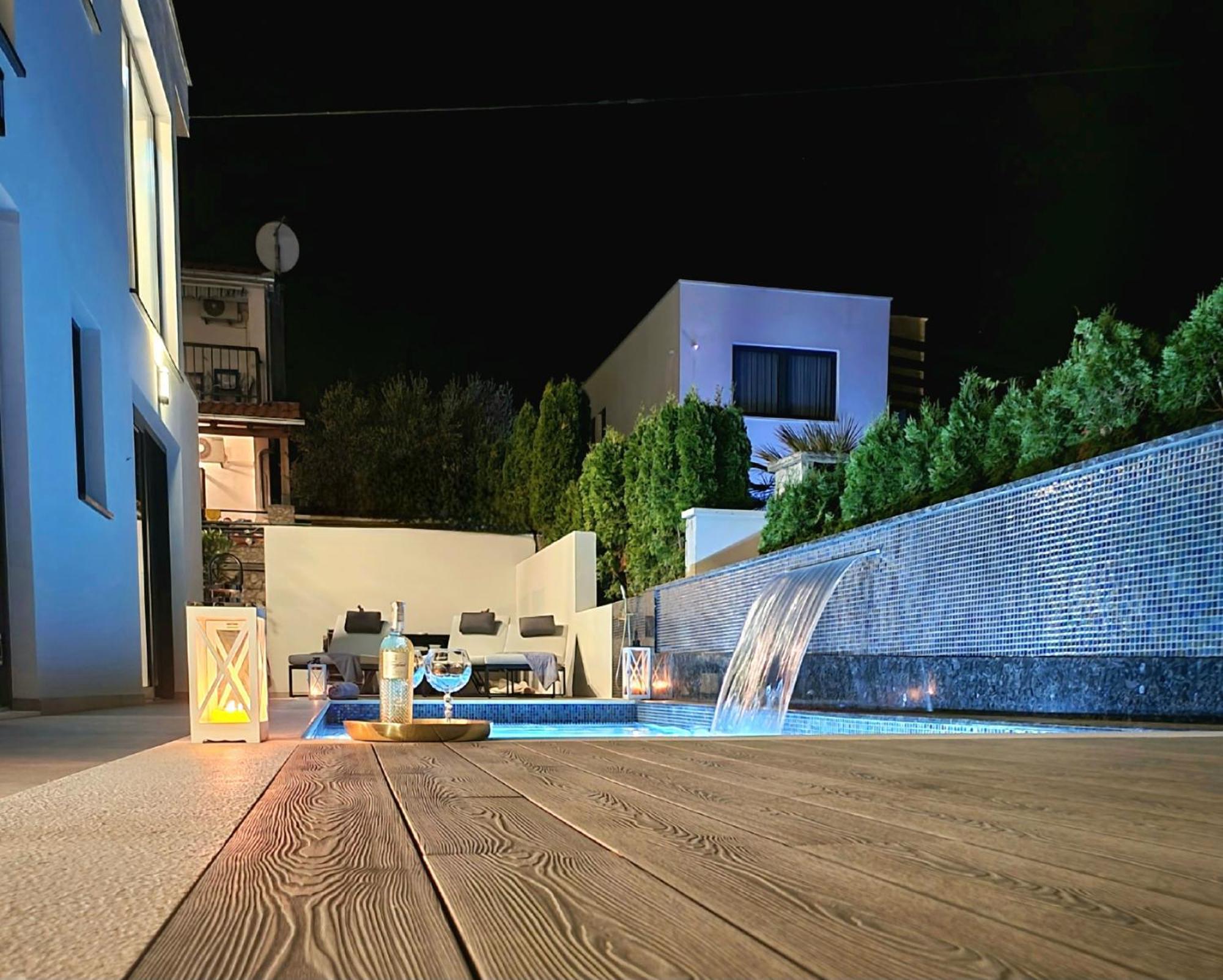 Villa Palace Al Nera โตรกีร์ ภายนอก รูปภาพ