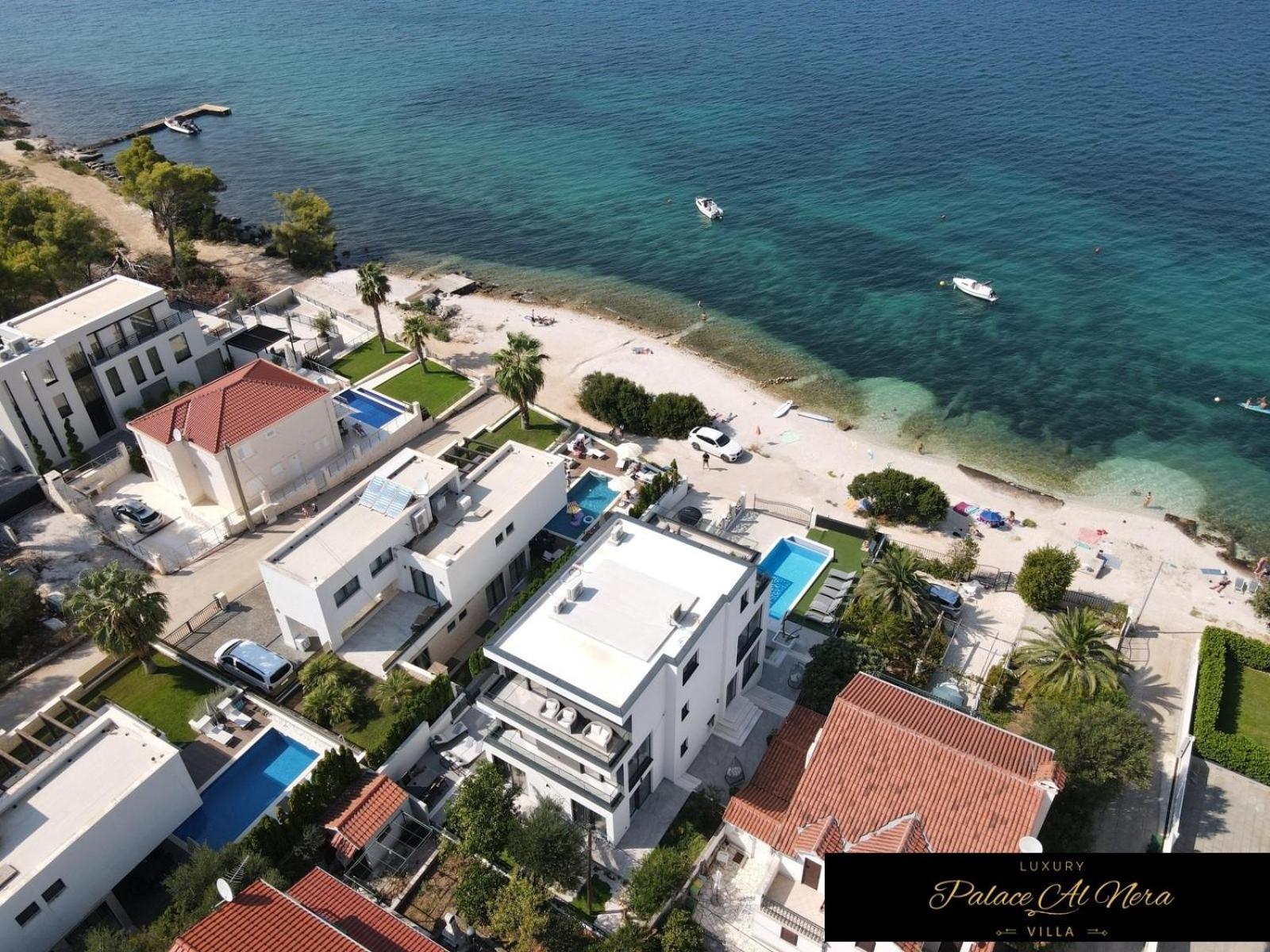 Villa Palace Al Nera โตรกีร์ ภายนอก รูปภาพ