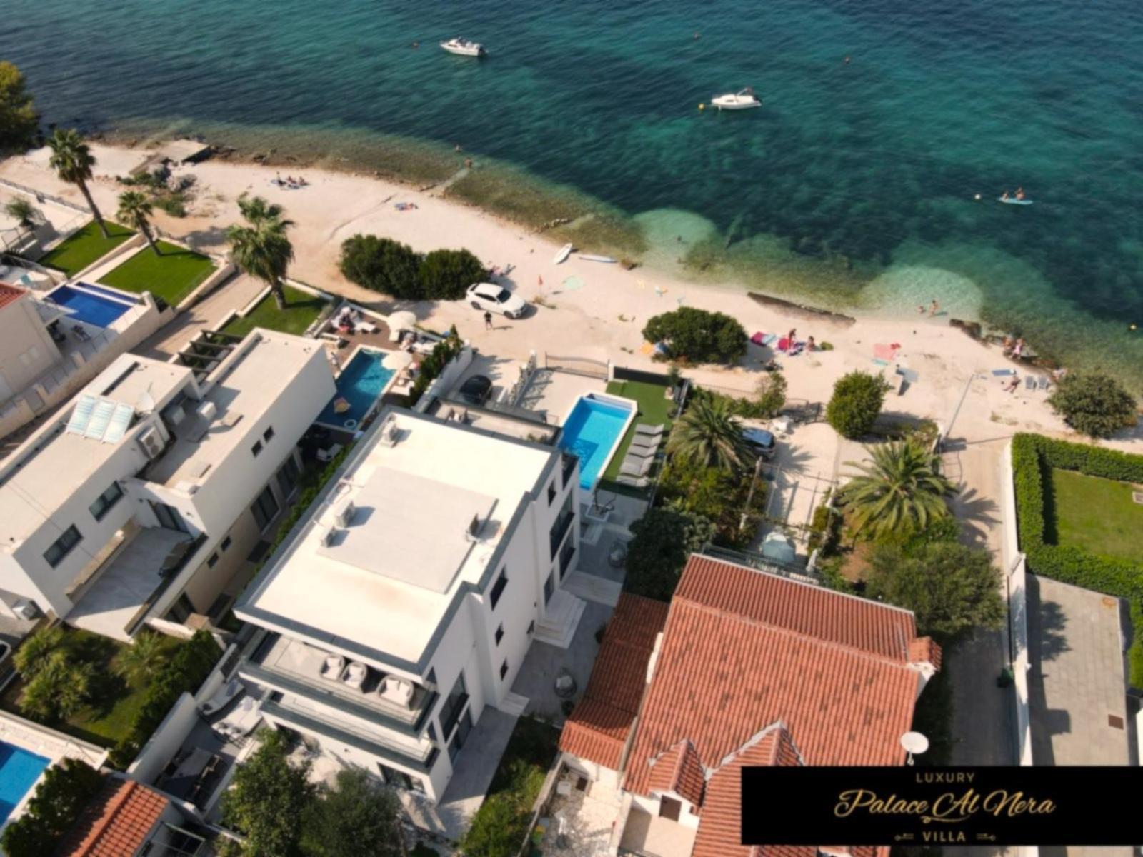 Villa Palace Al Nera โตรกีร์ ภายนอก รูปภาพ