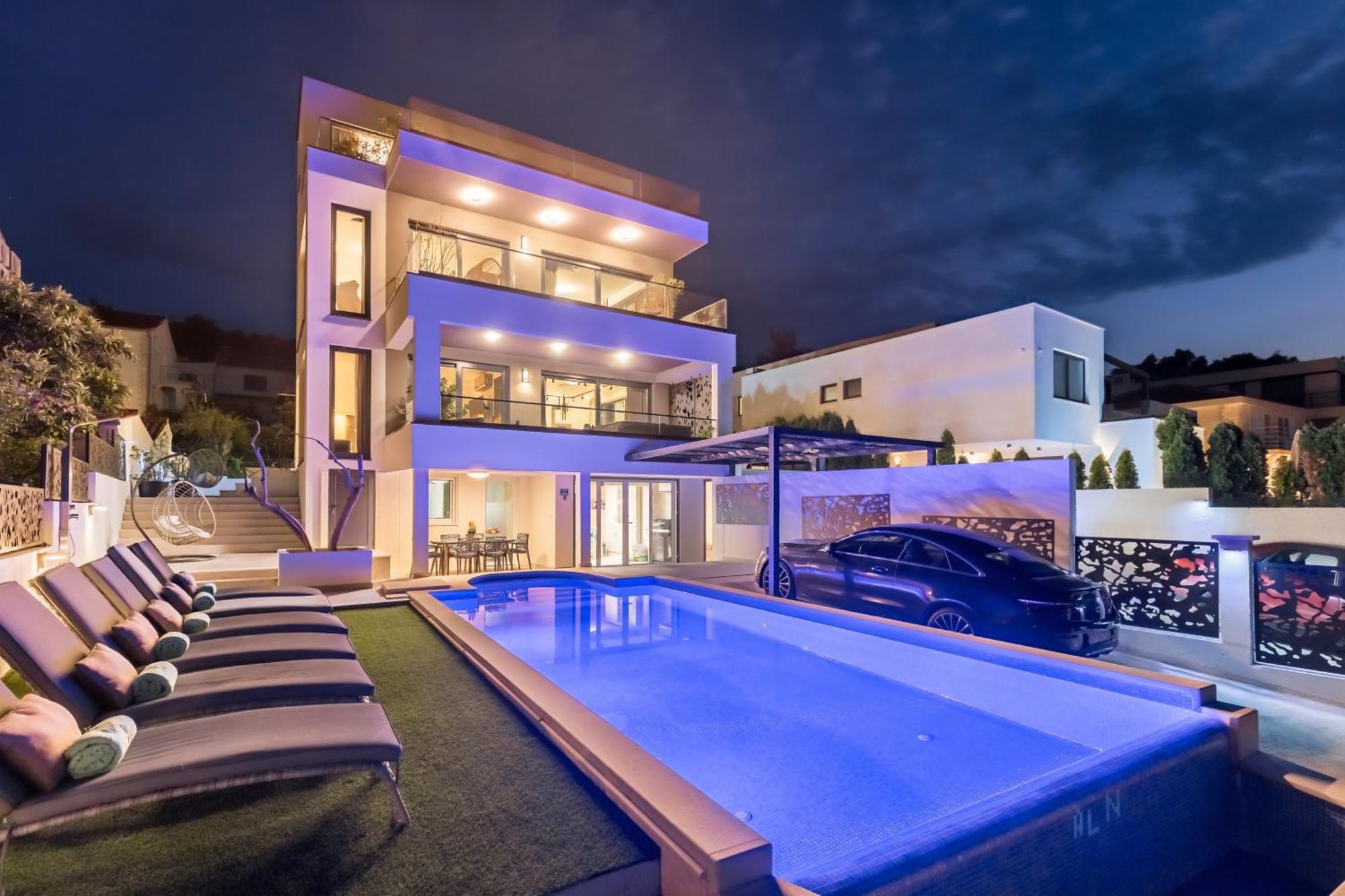 Villa Palace Al Nera โตรกีร์ ภายนอก รูปภาพ